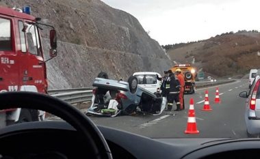 Policia jep detaje për aksidentin në autostradë