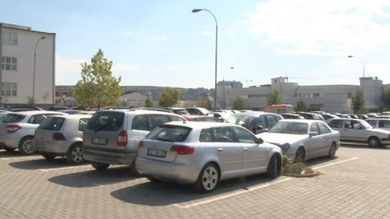 Nga korriku, nuk mund të parkohen veturat në qytet, pa paguar