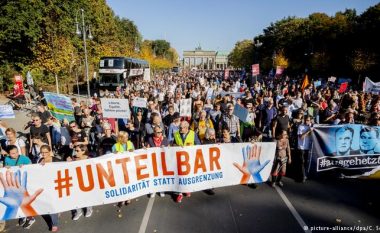 Demonstrata të mëdha në Gjermani kundër racizmit dhe ndarjeve
