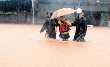 Evakuohen mbi 6 mijë persona nga përmbytjet e shirave në Kinë
