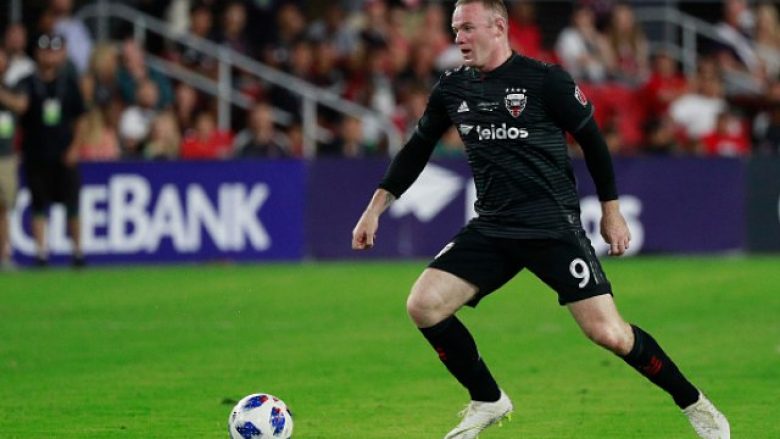 Rooney tregon modestinë, refuzon të jetoj në hotele luksoze dhe shumëçka tjetër në Amerikë