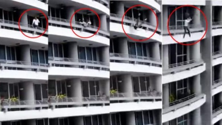 Bie dhe vdes për një ‘selfie’ nga ballkoni (Video)