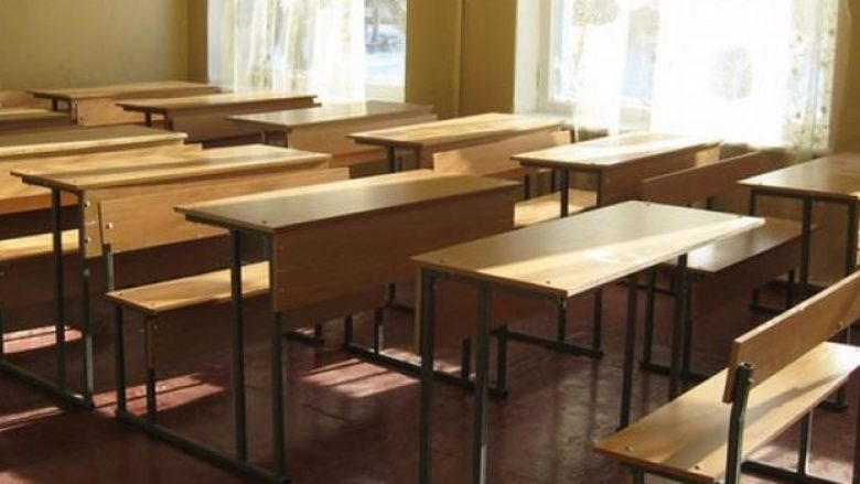 Rrahën nxënësin e tyre 12-vjeçar, arrestohen dy mësimdhënës në Malishevë