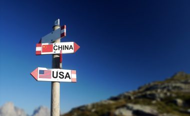Amerikanët luftojnë ndikimin e Kinës përmes investimeve