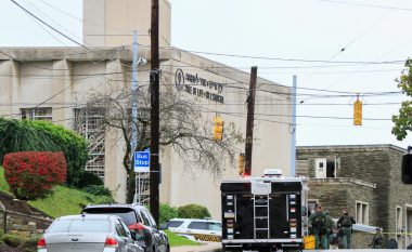 Ngritet aktakuzë ndaj personit që vrau 11 njerëz në një sinagogë në SHBA