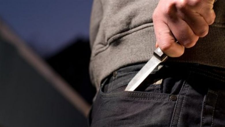 Një person therret me thikë në Podujevë