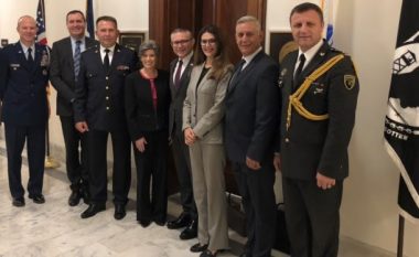 Diskutohen angazhimet Kosovë-SHBA në fushën e sigurisë dhe mbrojtjes
