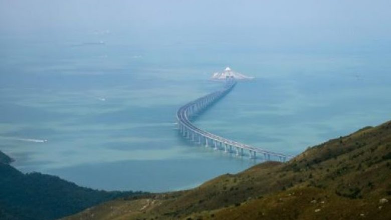 Së shpejti përurohet ura më e gjatë në botë