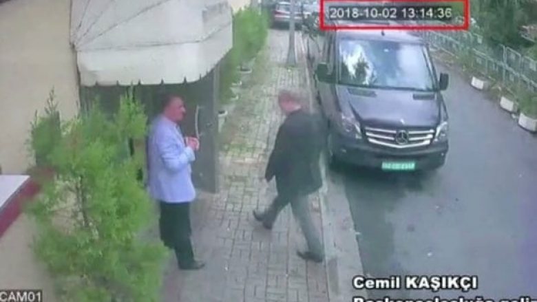 Momentet e fundit të gazetarit të zhdukur, kur ai futet brenda konsullatës saudite – Turqia kërkon për furgonin e zi ‘të përdorur për të larguar trupin e tij’ (Foto/Video)