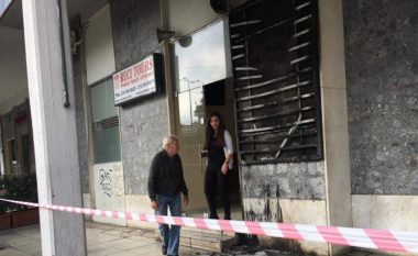 Sulmohet me molotov një agjenci turistike shqiptare në Athinë (Foto-Video)