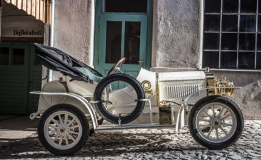 ​Skoda rinovon veturën e saj të parë sportive të para 110 vjetësh (Foto)