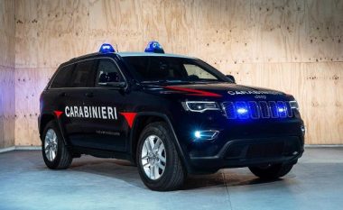 Karabinierët me automjete të reja në luftën antiterror (Foto)