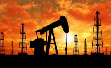 Çmimi i naftës vazhdon të ketë rënie