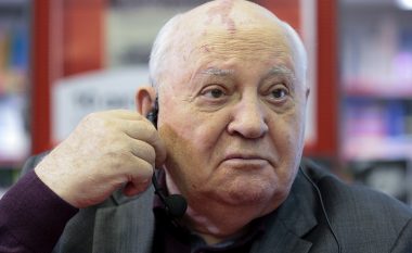 Bota ka një shans për të shmangur një tjetër Luftë të Ftohtë, thotë Gorbachev