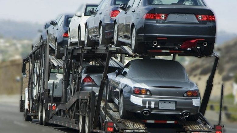 Në Shqipëri ndalohet importi i veturave më të vjetra se 10 vjet