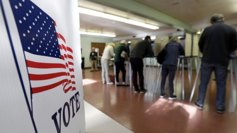 Mbyllen vendvotimet e para në zgjedhjet për Kongres dhe Senat
