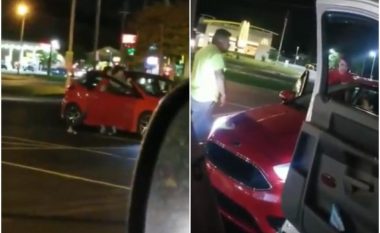 Burri tentonte ta fuste me dhunë në veturë gruan, kalimtari i rastit i del në ndihmë viktimës (Video)