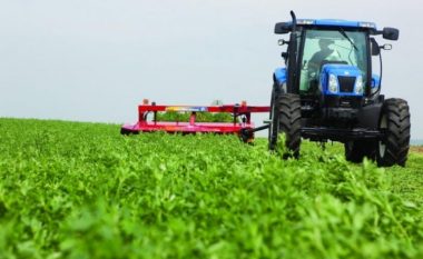 Shqipëri heq taksën për importin e makinerive bujqësore