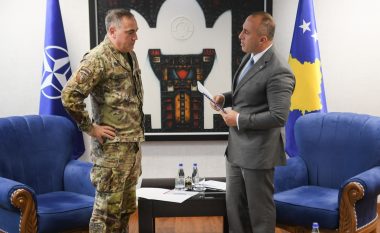 Haradinaj takon komandantin e KFOR-it, vlerëson angazhimin e tyre në Kosovë