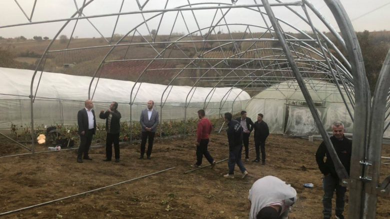 Nis ndërtimi i 117 serrave për fermer të komunës së Rahovecit