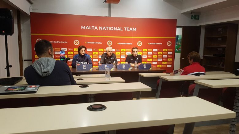 Challandes në konferencë para ndeshjes me Maltën: Jemi afër vendit të parë, duhet përqendrim dhe maksimumi