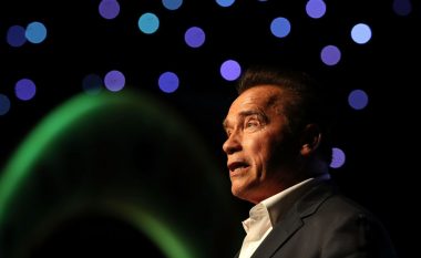 Arnold Schwarzenegger ndryshon mënyrën e ushtrimeve: Dua të mbroj gjunjët