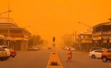 Qielli bëhet portokalli në Australi, probleme shëndetësore
