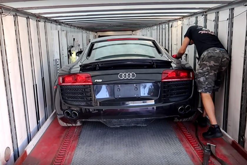 I bought a blocked Audi R8, I can't do even the smallest intervention