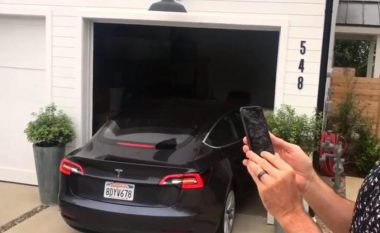 Brenda gjashtë muajve, makinat Tesla do të parkohen vet dhe jo vetëm (Foto)