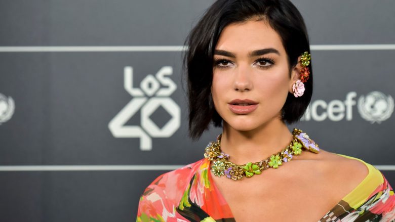 Dua Lipa e mrekullueshme në Spanjë, shpërblehet me tri çmime në “LOS40 Music Awards”