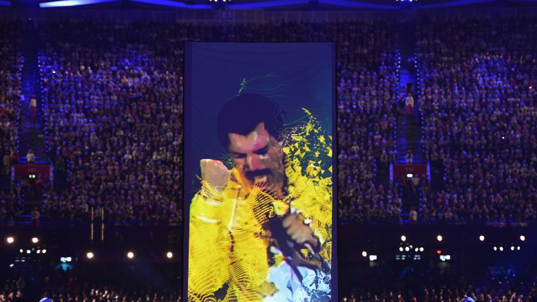 Tregimi emocionues i Elton Johnit për ditët e fundit të jetës së Freddie Mercuryt
