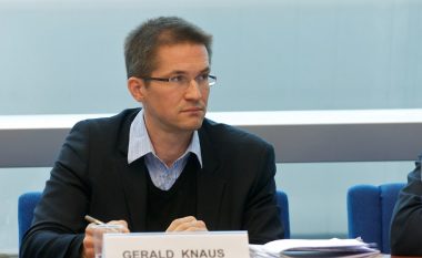 Knaus: Nuk jam aspak optimist se do të largohet vetoja e Maqedonisë