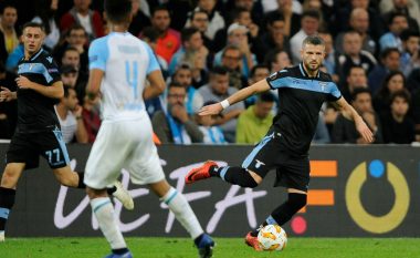 Valon Berisha zgjidhet lojtari i muajit te Lazio