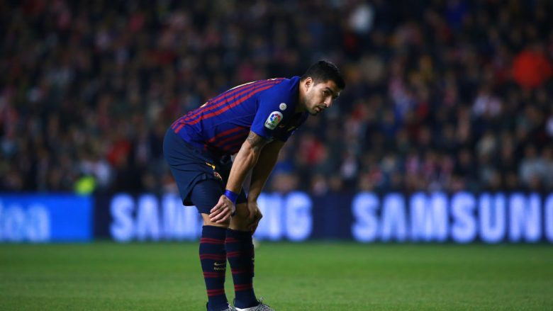 Suarez lëndohet, do t’i mungojë në tri ndeshje Barcelonës