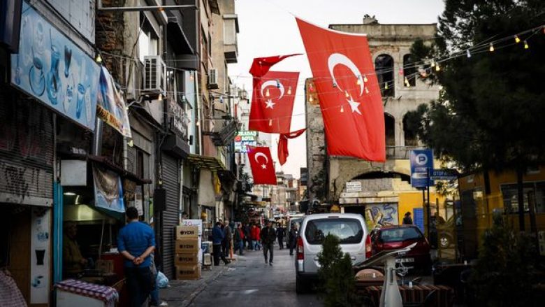 Turqisë i rritet shumë inflacioni