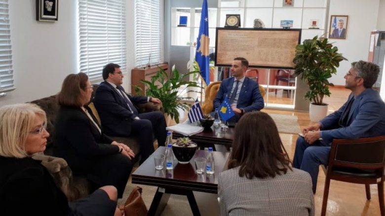 Lluka: Kosova dhe Greqia do të rrisin bashkëpunimin ekonomik