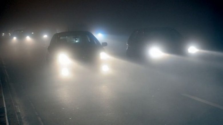 Dukshmëri e zvogëluar për shkak të mjegullës nga Shipkovica deri në Kodrën e Diellit