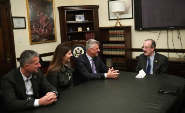 Engel pas takimit me Thaçin: SHBA-ja mbështet vendimet e liderëve kosovarë