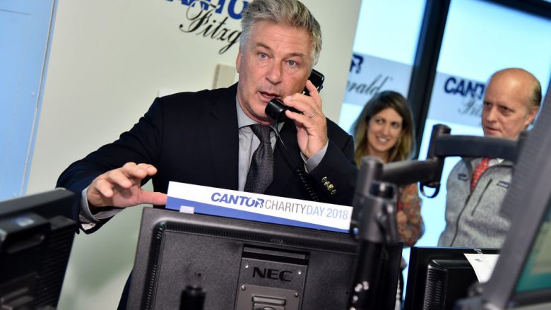 Alec Baldwin u arrestua në New York, pasi u përlesh me një person për parking