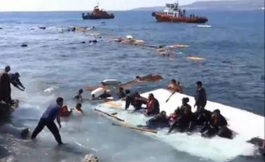 Një varkë me 15 migrantë mbytet në Egje