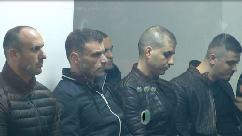 Gjykata dënon me 55 vjet burg për Shullazin dhe katër anëtarë të bandës të tij