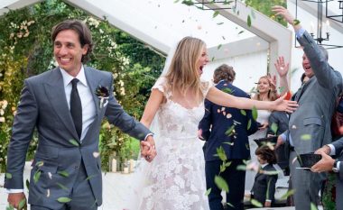 Më në fund, Gwyneth Paltrow dhe Brad Falchuk publikojnë për fansat një fotografi nga martesa
