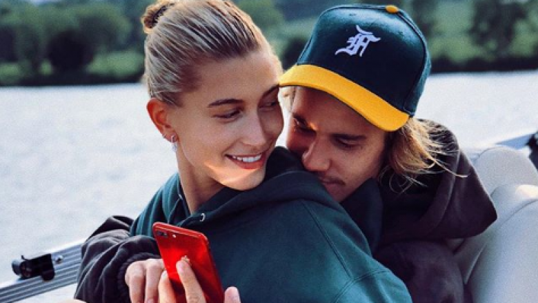 Hailey Baldwin konfirmon kurorëzimin me Justin Bieber, ndryshon mbiemrin në rrjetet sociale