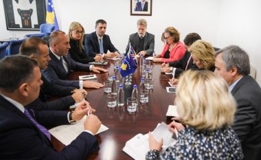 Haradinaj priti ambasadorët e Quintit: Deklaratat për krizë humanitare në veri janë propagandë