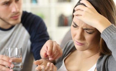 Gjashtë mënyrat për ta hequr qafe dhimbjen e kokës