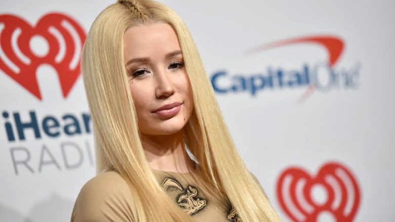 Iggy Azalea nënshkruan marrëveshje prej 2.7 milionë dollarësh