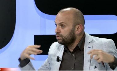 Mushkolaj: Dorëheqja e kryetarëve serbë të komunave veriore, momentum i ri në Kosovë (Video)