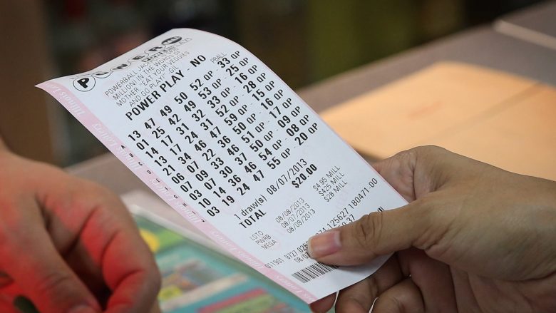 Askush nuk është paraqitur si fitues i lotarisë prej 1,5 miliard dollarëshe – por ka një afat, i cili po afrohet