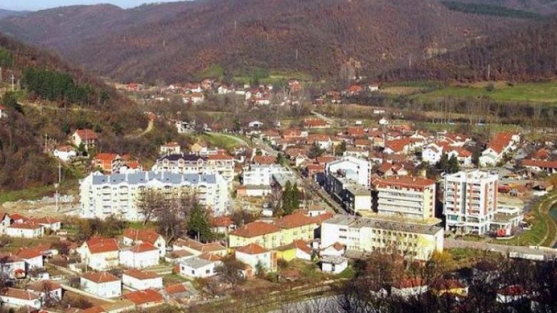 Shqetësimet e një partie serbe: Resurset e Medvegjës po u shiten shqiptarëve, ajo po i bashkohet Kosovës