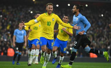 Brazili fiton ndaj Uruguait në ndeshjen e ngushtë falë penaltisë së Neymarit